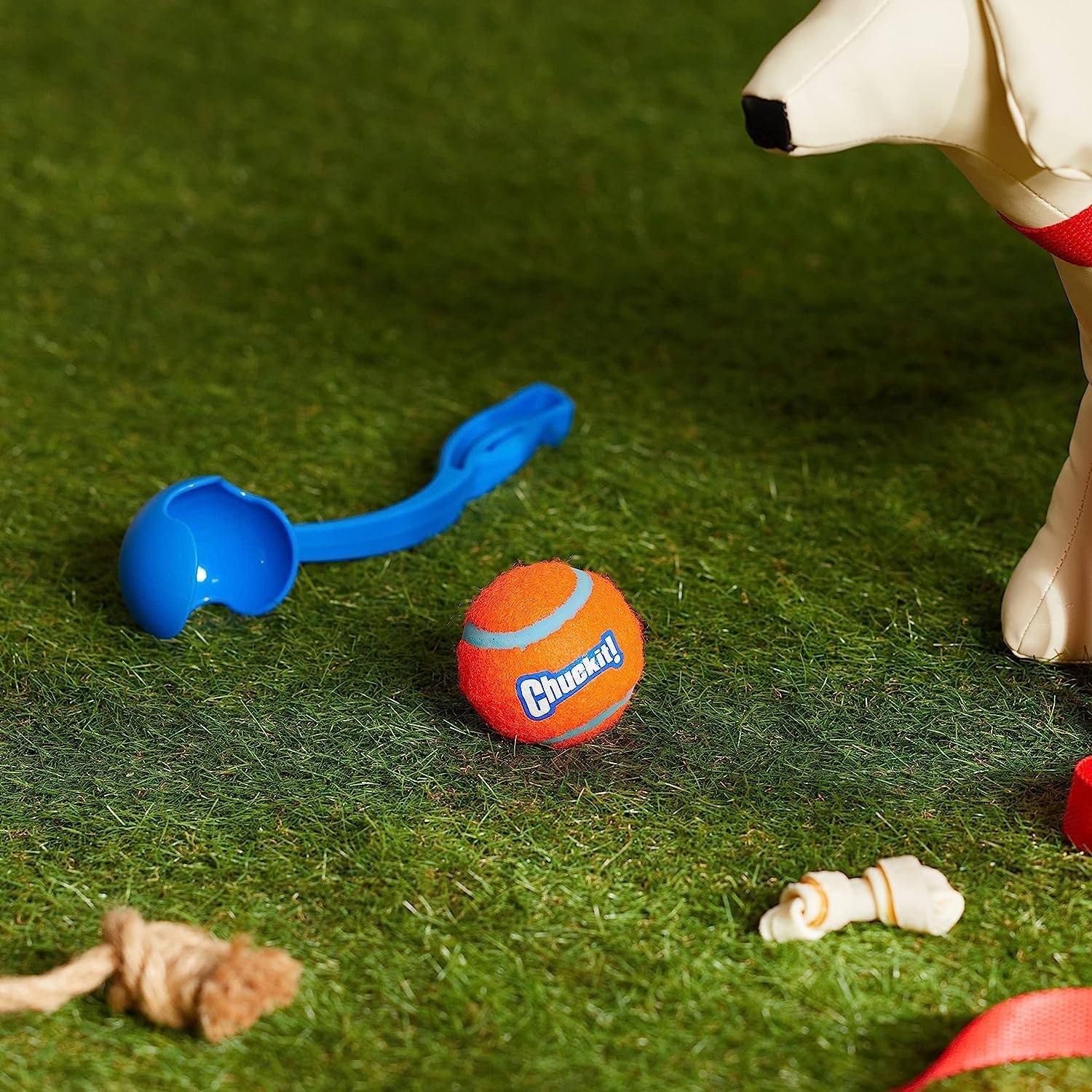 image:imageChuckit Sport 18M Dog Ball Launcher 18 Length Includes Medium Ball 25 For Dogs 2060 Pounds18in